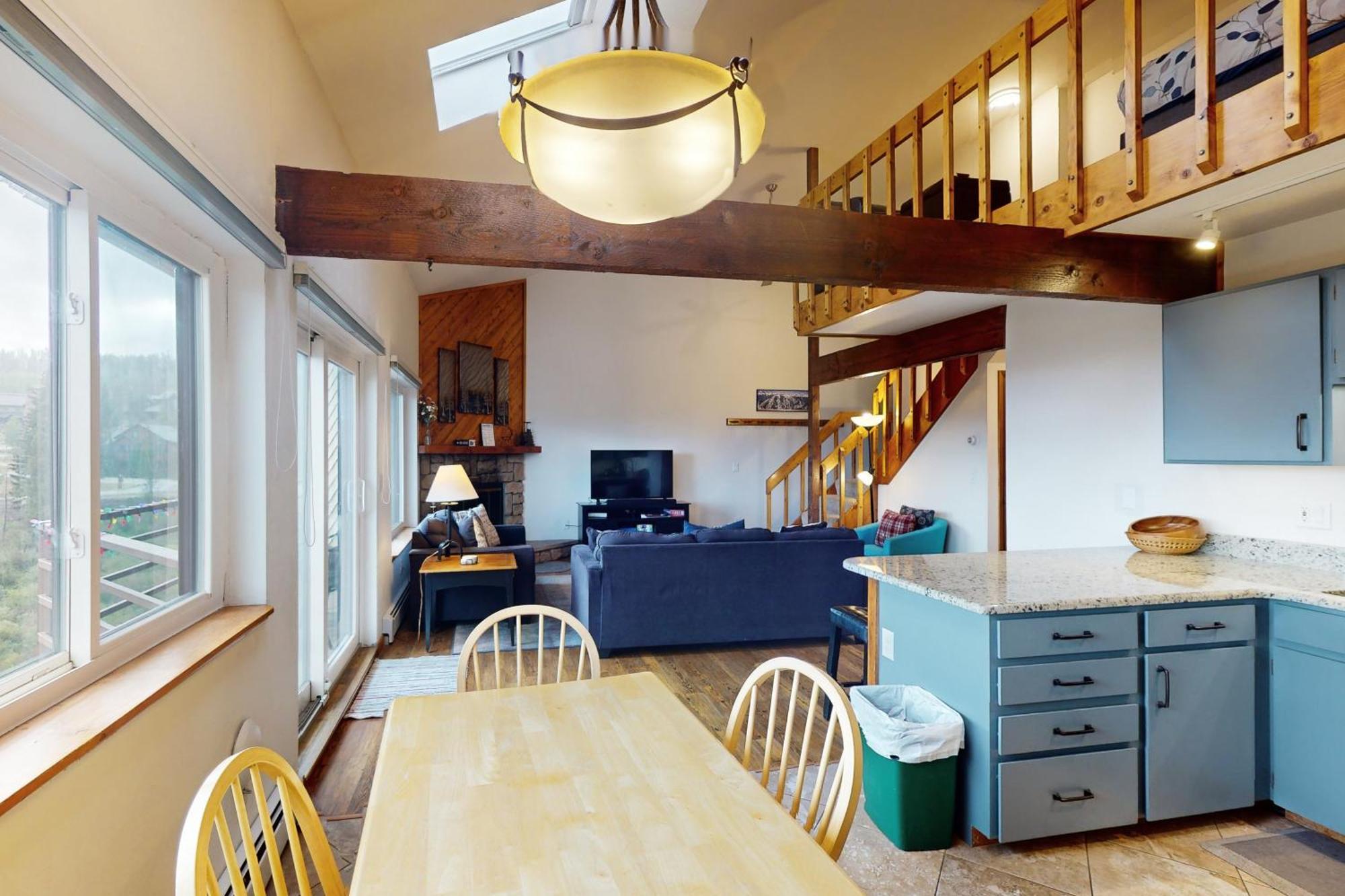 Buffalo Ridge Condos Silverthorne Room photo